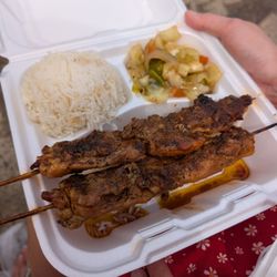 Hoy Lechon - Pinoy Kebabs (Chicken)