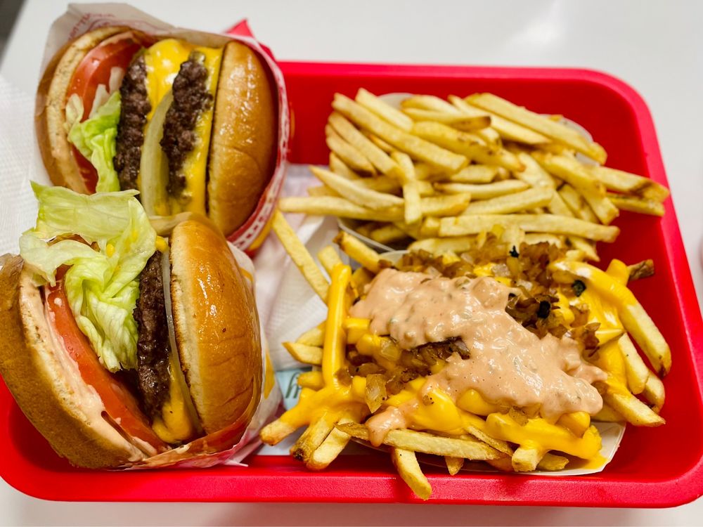 In-N-Out Burger - Photo 3