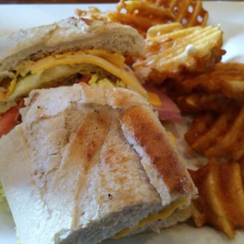 Hobo's Cafe - New American Near Me - Key Largo, Florida