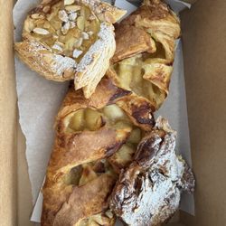 Peninsula Pastries