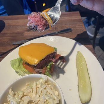 Yard House - New American Near Me - Sarasota, Florida
