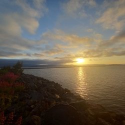 Berkeley Yacht Club - Gorgeous sunset view from the deck.