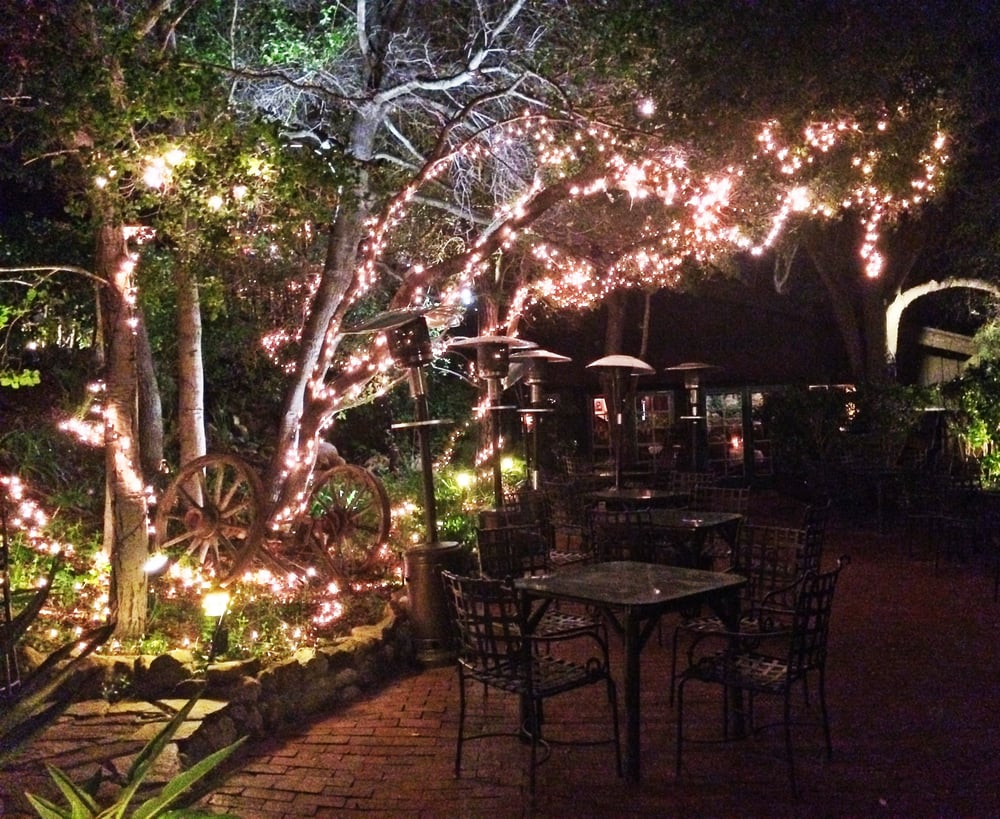 Saddle Peak Lodge