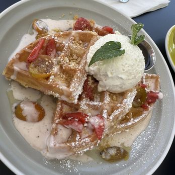 Poached Kitchen - Seasonal waffle - Breakfast & Brunch Near Me - Whittier, California Poached Kitchen - Seasonal waffle - Breakfast & Brunch Near Me - Whittier, California