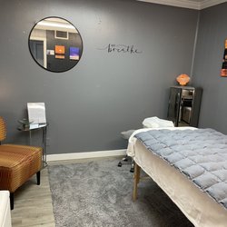 East Texas Therapeutic Massage - Massage room