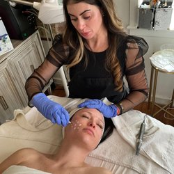 Beauty By Biba - BB Glow
