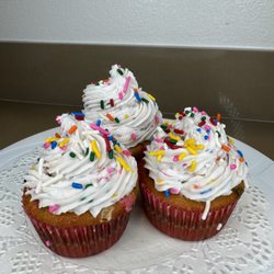 Terra Bakes - Funfetti cupcakes
