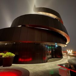 W Edinburgh - Futuristic architecture