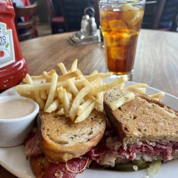 Tutu's Food & Drink - Reuben sandwich - New American Near Me - Lafayette, California Tutu's Food & Drink - Reuben sandwich - New American Near Me - Lafayette, California