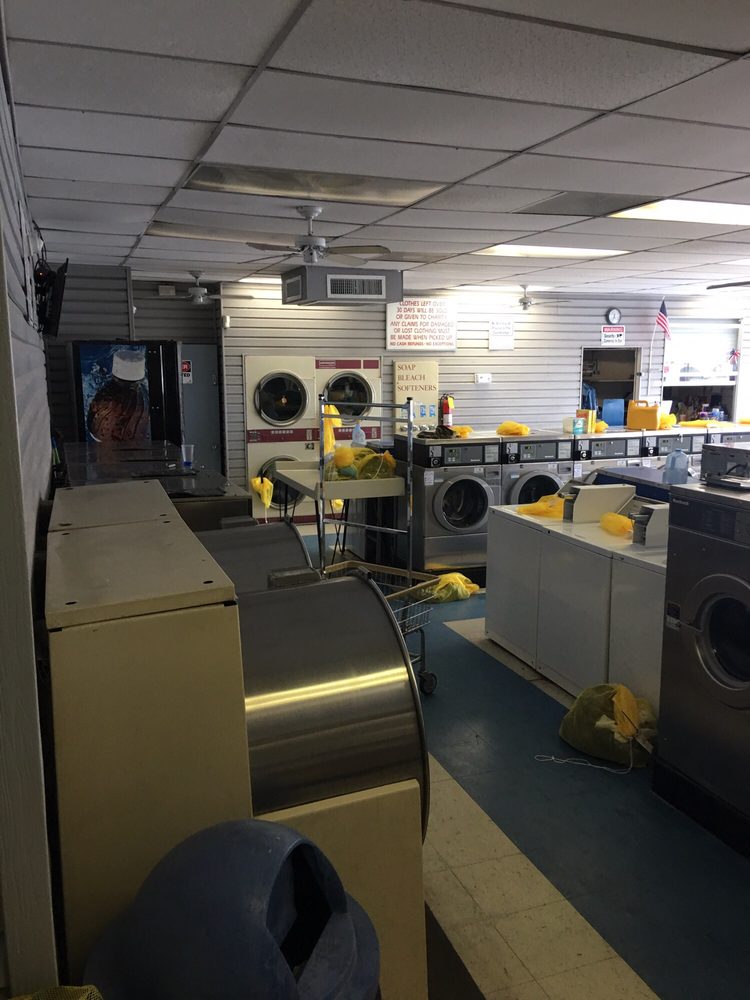WEST WATERS AVE LAUNDROMAT Updated August 2024 3533 W Waters Ave