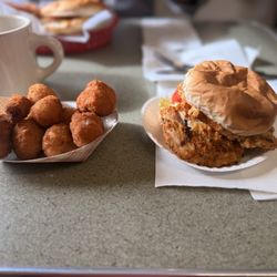 Dixie Barbecue - Chicken sandwich with fried mushrooms