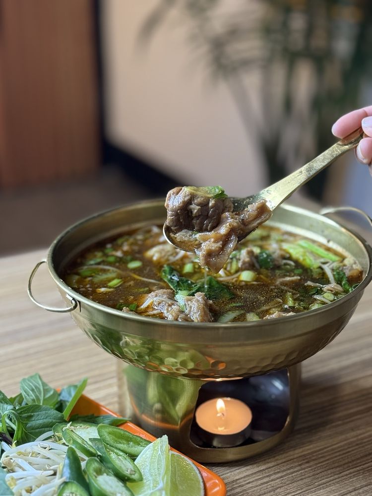 Chalong Thai Eatery