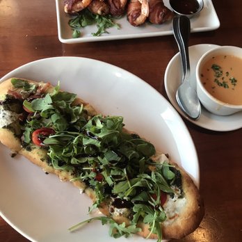 Salt Creek Grille - New American Near Me - Rumson, New Jersey