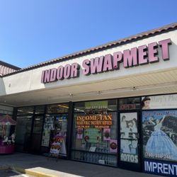 Luxury Flowers - We are located inside the indoor Swapmeet in Coachella