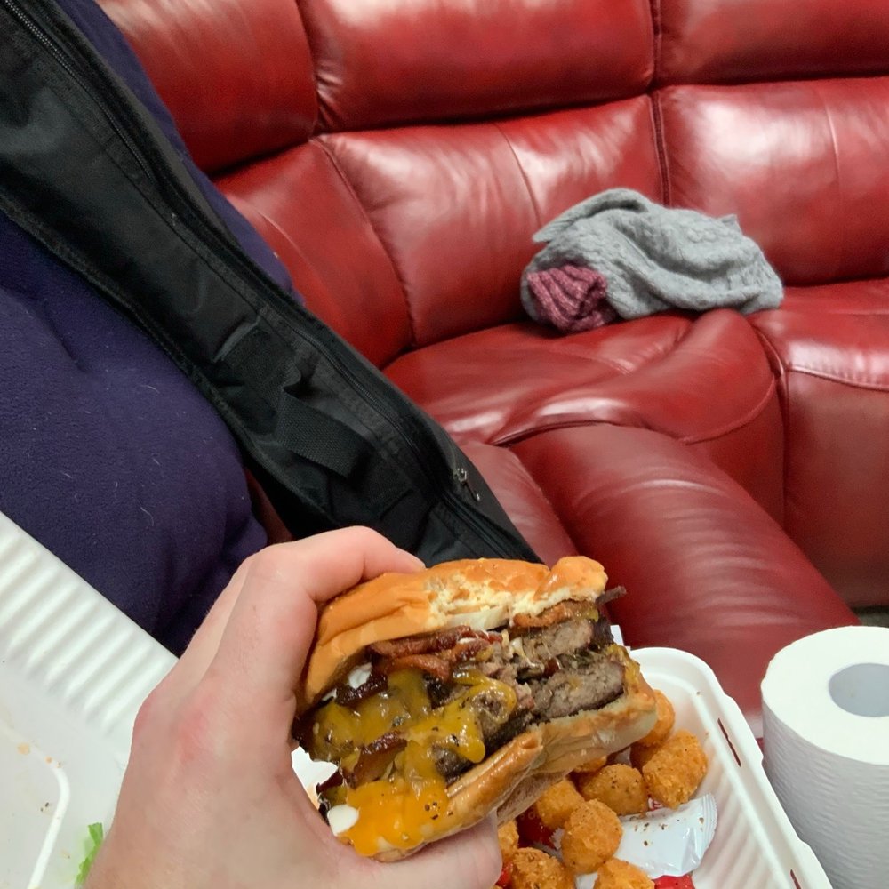 Vida Cafe - Monster Bacon Cheeseburger! - Breakfast & Brunch Near Me - Vida, Oregon Vida Cafe - Monster Bacon Cheeseburger! - Breakfast & Brunch Near Me - Vida, Oregon