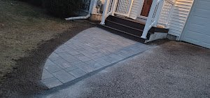 Melvin´s Landscaping - tree service in Cranston, RI