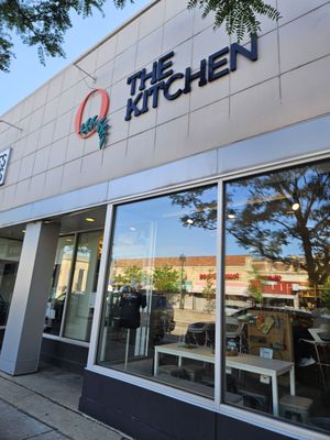 The Kitchen by Cooking with Que by null