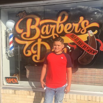 The Barber's Den - Entrance to Barbers Den. - Barbers Near Me - Mission, Kansas The Barber's Den - Entrance to Barbers Den. - Barbers Near Me - Mission, Kansas