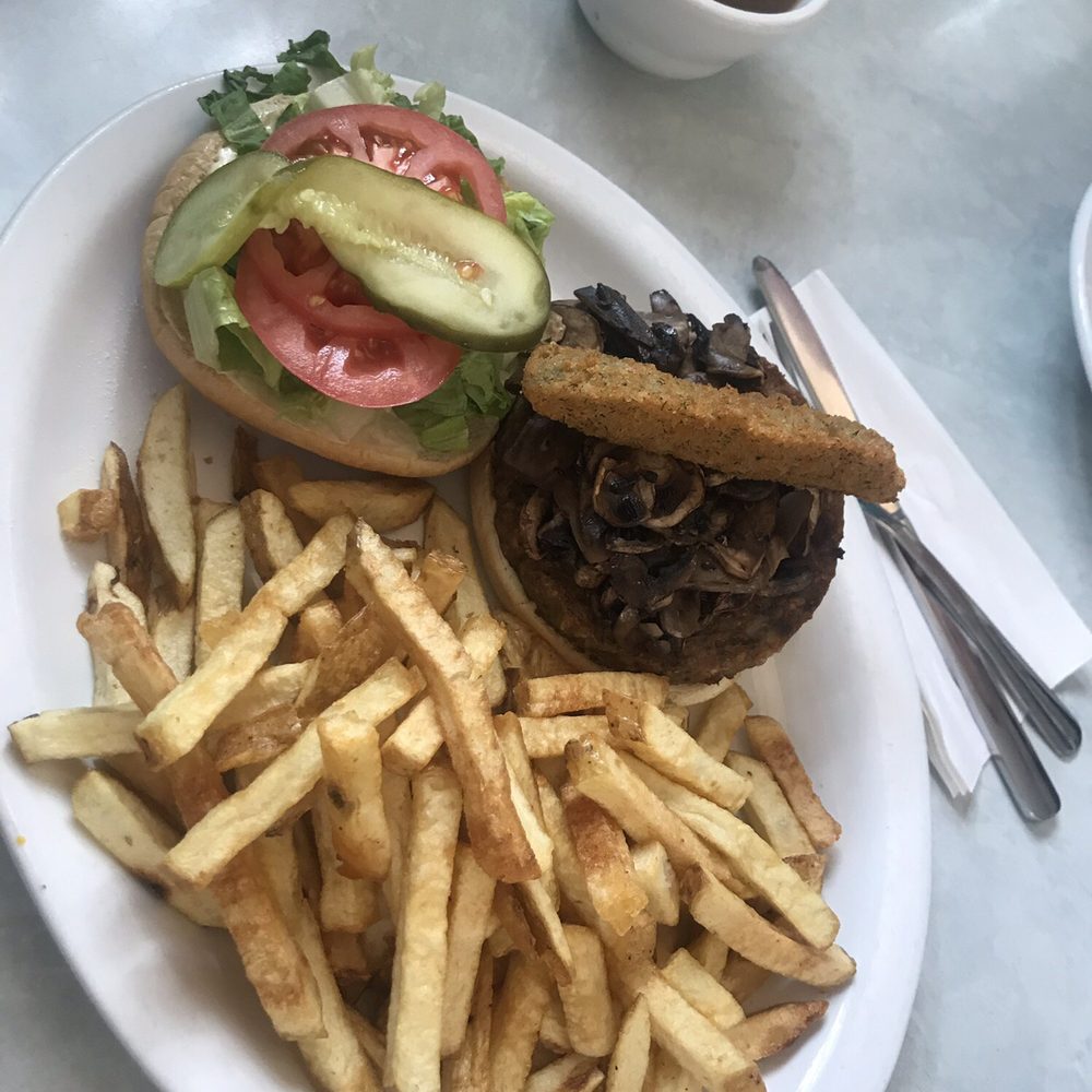 Bobby Sox 50's Diner - Diners Near Me - Maple Ridge, British Columbia