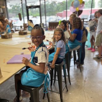 The Rustic Brush - The Woodlands - Paint & Sip Near Me - Conroe, Texas