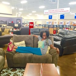 Conn's HomePlus - This loveseat looks good on me!!!!