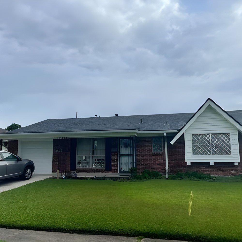 Slide of Big Easy Roofing