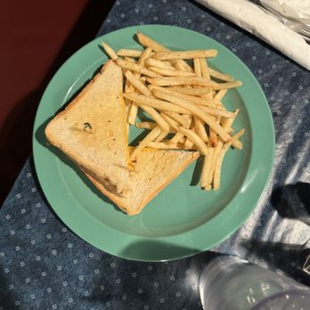DRoccos Restaurant - Kids grilled cheese and fries - Italian Near Me - Occoquan, Virginia DRoccos Restaurant - Kids grilled cheese and fries - Italian Near Me - Occoquan, Virginia