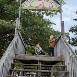 Stokoe Farms - Kids area