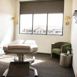 Schneider Clinic - Dr. Bennett's treatment room