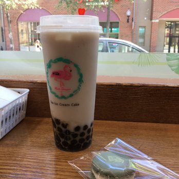 Miss Sugar Dessert - Oolong milk tea with bubbles, eargray macaron - Custom Cakes Near Me - West Lafayette, Indiana