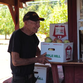 Pine-O-Mine Ranch - Getting help weighing our full box of Fugi apples. We had a great time on the farm! - Fruits & Veggies Near Me - Placerville, California