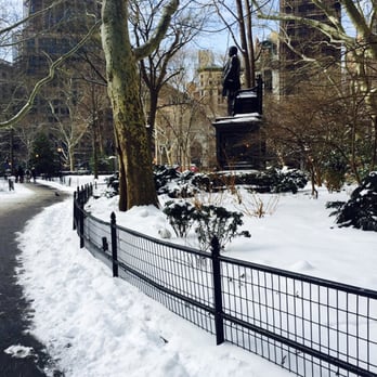 Madison Square Park - In le snow! - Parks Near Me - New York, New York Madison Square Park - In le snow! - Parks Near Me - New York, New York