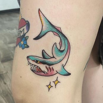 From The Heart Tattoo - American traditional shark by Amber @losthearttattoo - Tattoo Near Me - Wildomar, California From The Heart Tattoo - American traditional shark by Amber @losthearttattoo - Tattoo Near Me - Wildomar, California