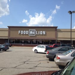 Food Lion - Front of Clinton store