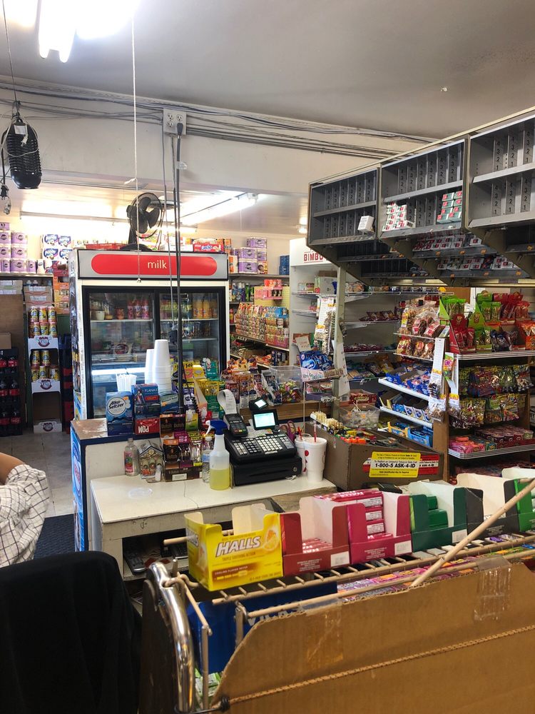 JERRY’S MARKET Updated October 2024 211 E Newburgh St, Azusa