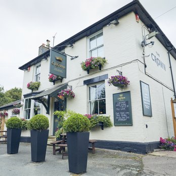 Crown - Pubs Near Me - Stevenage, HRT