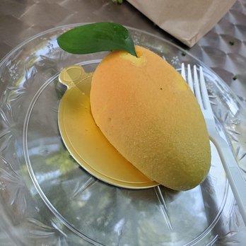 A La Mousse - Mango mousse - Desserts Near Me - Philadelphia, Pennsylvania A La Mousse - Mango mousse - Desserts Near Me - Philadelphia, Pennsylvania
