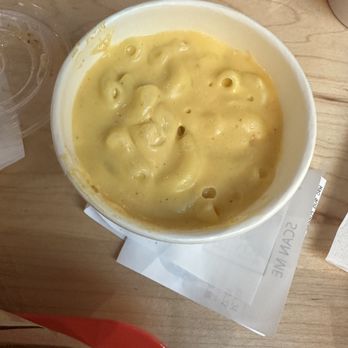 Dave's Hot Chicken - Mac & Cheese - Chicken Shop Near Me - Sunnyvale, California Dave's Hot Chicken - Mac & Cheese - Chicken Shop Near Me - Sunnyvale, California