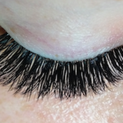 EyEnvy Beauty Studio