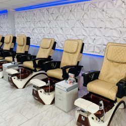 Accent Nails & Spa - Most comfortable pedicure chairs