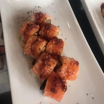 Fusion Sushi - Sparta roll was pretty good. Had a good kick from the chili flakes - Sushi Bars Near Me - Hermosa Beach, California Fusion Sushi - Sparta roll was pretty good. Had a good kick from the chili flakes - Sushi Bars Near Me - Hermosa Beach, California