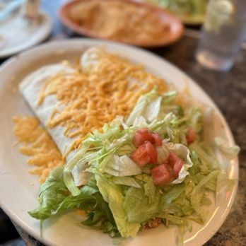 La Fountain Mexican Restaurant - Enchilada in Flour Tortilla no sauce - Mexican Near Me - Sandy, Utah La Fountain Mexican Restaurant - Enchilada in Flour Tortilla no sauce - Mexican Near Me - Sandy, Utah