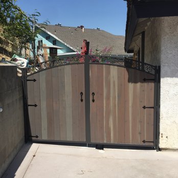 E & E Custom Iron Works - Fences & Gates Near Me - La Puente, California E & E Custom Iron Works - Fences & Gates Near Me - La Puente, California