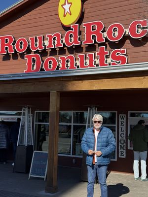 Round Rock Donuts by null