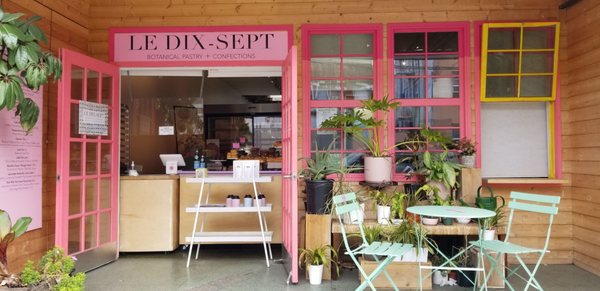 Le Dix-Sept Pâtisserie by null Le Dix-Sept Pâtisserie by null