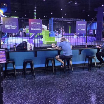 Altitude Coral Springs - Trampoline Parks Near Me - Coral Springs, Florida