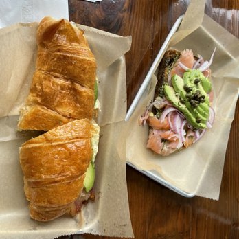 Buzz & Bites - Coffee & Tea Near Me - Houston, Texas