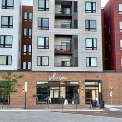 Salon Seven - Outside / Exterior shopfront of salon - in the Midtown Row Center - near Monticello & Richmond Rd - below Current Midtown Apts