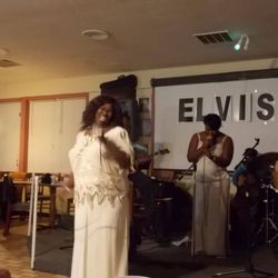 A Music Cafe - Live Music