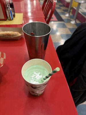 Zinnia’s Dinette by null